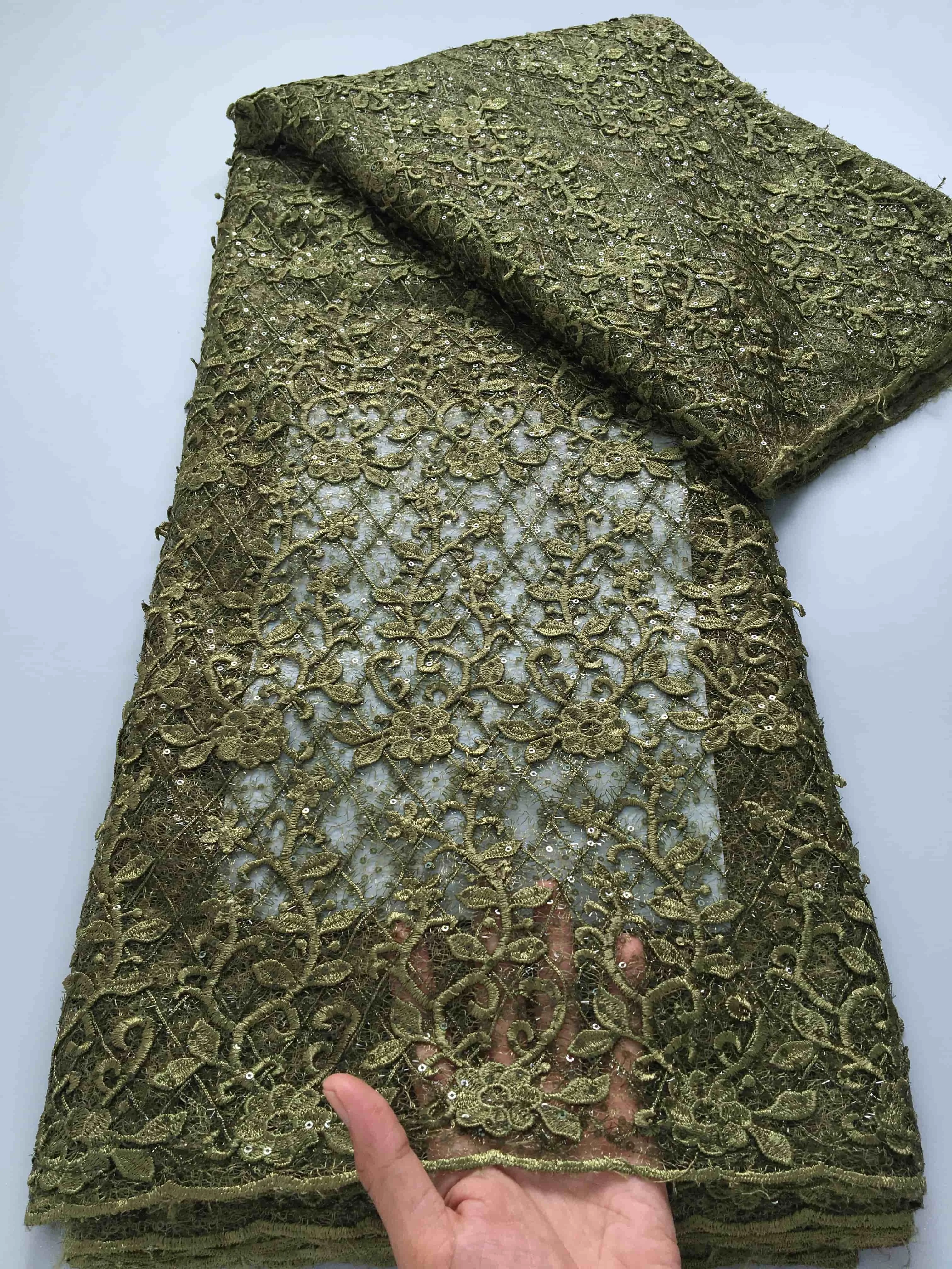Kalume Green African Mesh Sequins Lace Fabric High Quality Embroidery 2026 Luxury French Lace Fabric 5 Yard for Party Dress 4913
Kalume Green African Mesh Sequins Lace Fabric High Quality Embroidery 2026 Luxury French Lace Fabric 5 Yard for Party Dress 4913