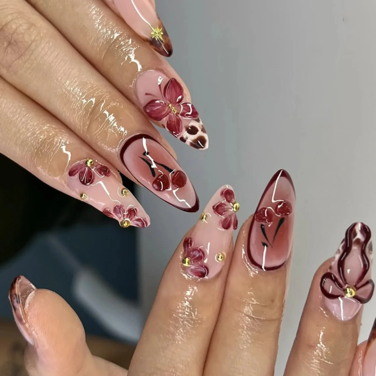 Purple Red Butterfly Bowknot Flowers Cherry Strawberry Star Bead Stiletto False Nails Long Pointed Fake Nails Art Press on Nails
Purple Red Butterfly Bowknot Flowers Cherry Strawberry Star Bead Stiletto False Nails Long Pointed Fake Nails Art Press on Nails