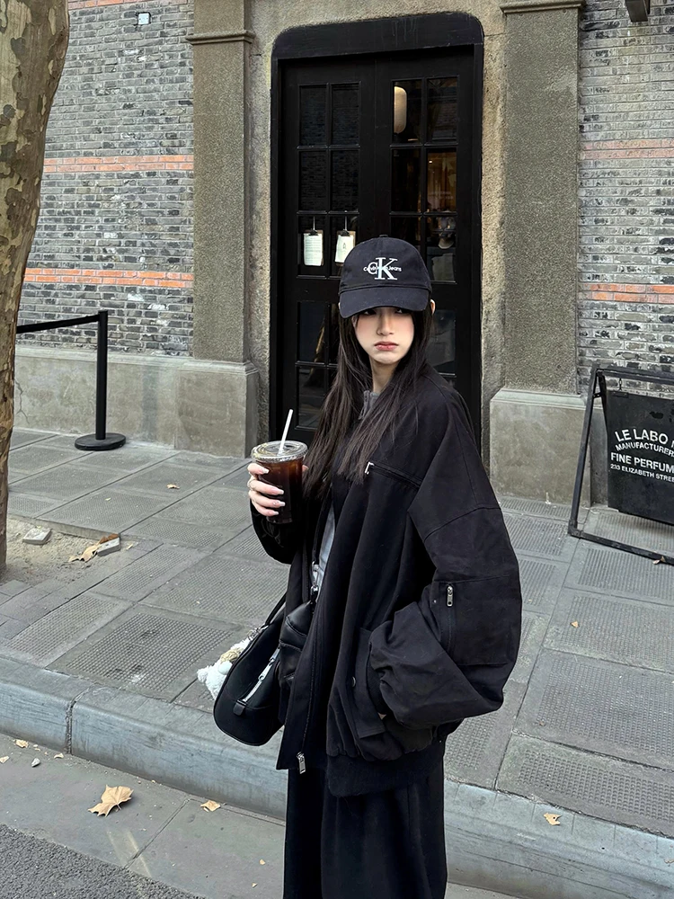 Cuitcuit Loose Pilot Jaet, женская весенняя верхняя одежда с несколькими молниями, бейсбольная одежда в стиле ретро, длинная смесь хлопка све
Cuitcuit Loose Pilot Jaet, женская весенняя верхняя одежда с несколькими молниями, бейсбольная одежда в стиле ретро, длинная смесь хлопка све