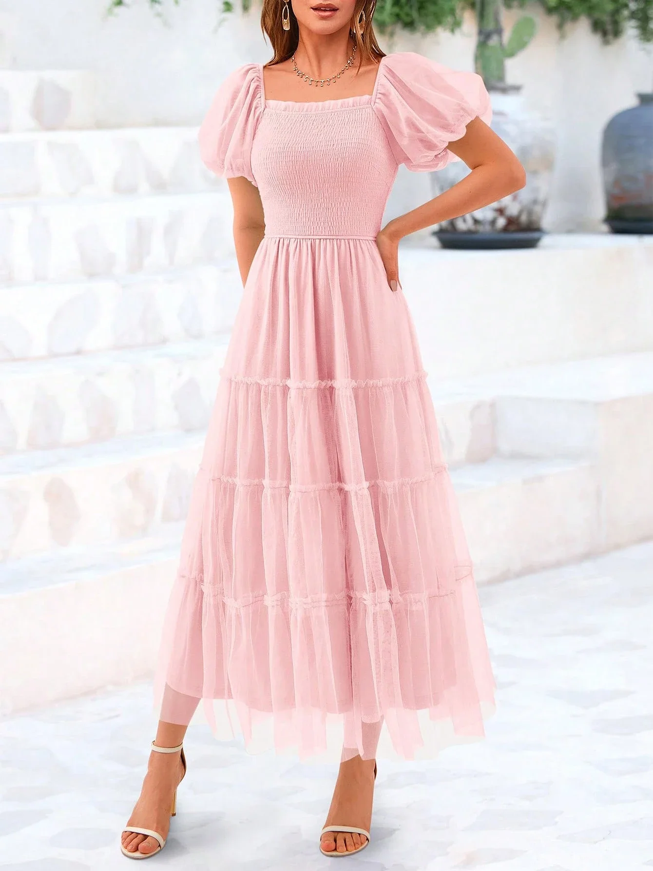 Women's Tulle Midi Dress With Puff Sleeve Square Neck Tiered Ruffle Summer Party Dress
Women's Tulle Midi Dress With Puff Sleeve Square Neck Tiered Ruffle Summer Party Dress