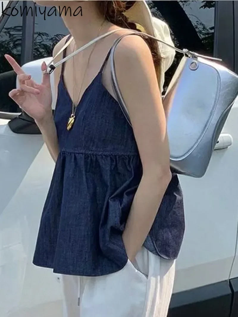 V-neck Sleeveless Ropa Mujer 2025 Summer New Women Top Stripe Clothes Korean Style Tanks & Camis Elegant Temperament Tops
V-neck Sleeveless Ropa Mujer 2025 Summer New Women Top Stripe Clothes Korean Style Tanks & Camis Elegant Temperament Tops