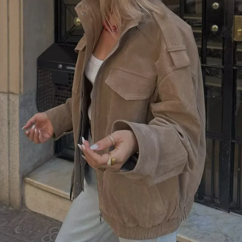 Женская короткая замшевая куртка на молнии с воротником с лацканами и карманами с длинными рукавами, свободное пальто для повседневной уличной одежды, осеннее многослойное пальто, шикарное для женщин 
Женская короткая замшевая куртка на молнии с воротником с лацканами и карманами с длинными рукавами, свободное пальто для повседневной уличной одежды, осеннее многослойное пальто, шикарное для женщин