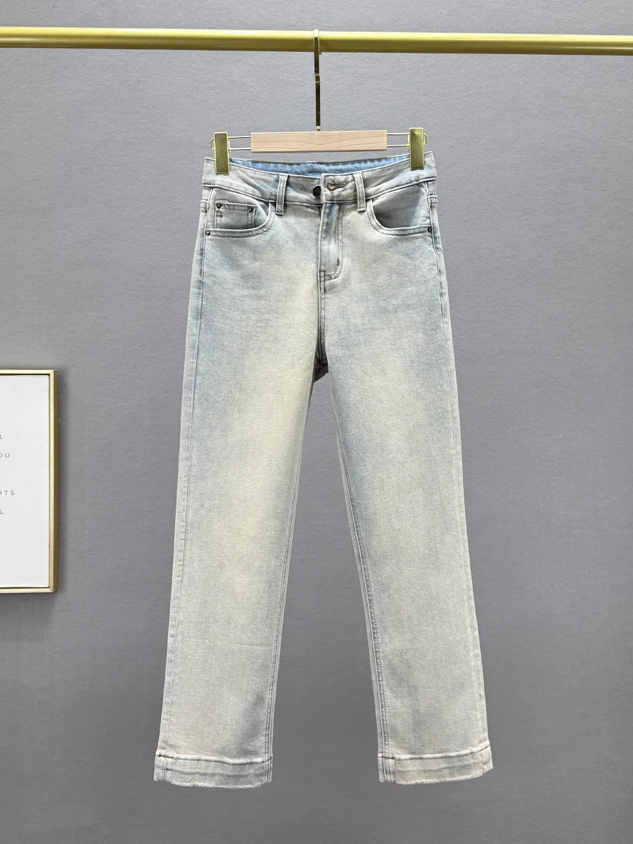 Женские джинсы с высокой талией, прямые, из денима, весенняя новинка, эластичные, укороченные, облегающие, универсальные, светло-голубые брюки в стиле BF
Женские джинсы с высокой талией, прямые, из денима, весенняя новинка, эластичные, укороченные, облегающие, универсальные, светло-голубые брюки в стиле BF