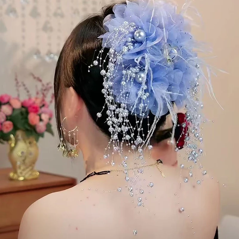 Women Luxury Mesh Flower Pearls Tassels Hair Clips Female Fluffy Shark Hair Claws Hair Accessories Headdress
Women Luxury Mesh Flower Pearls Tassels Hair Clips Female Fluffy Shark Hair Claws Hair Accessories Headdress