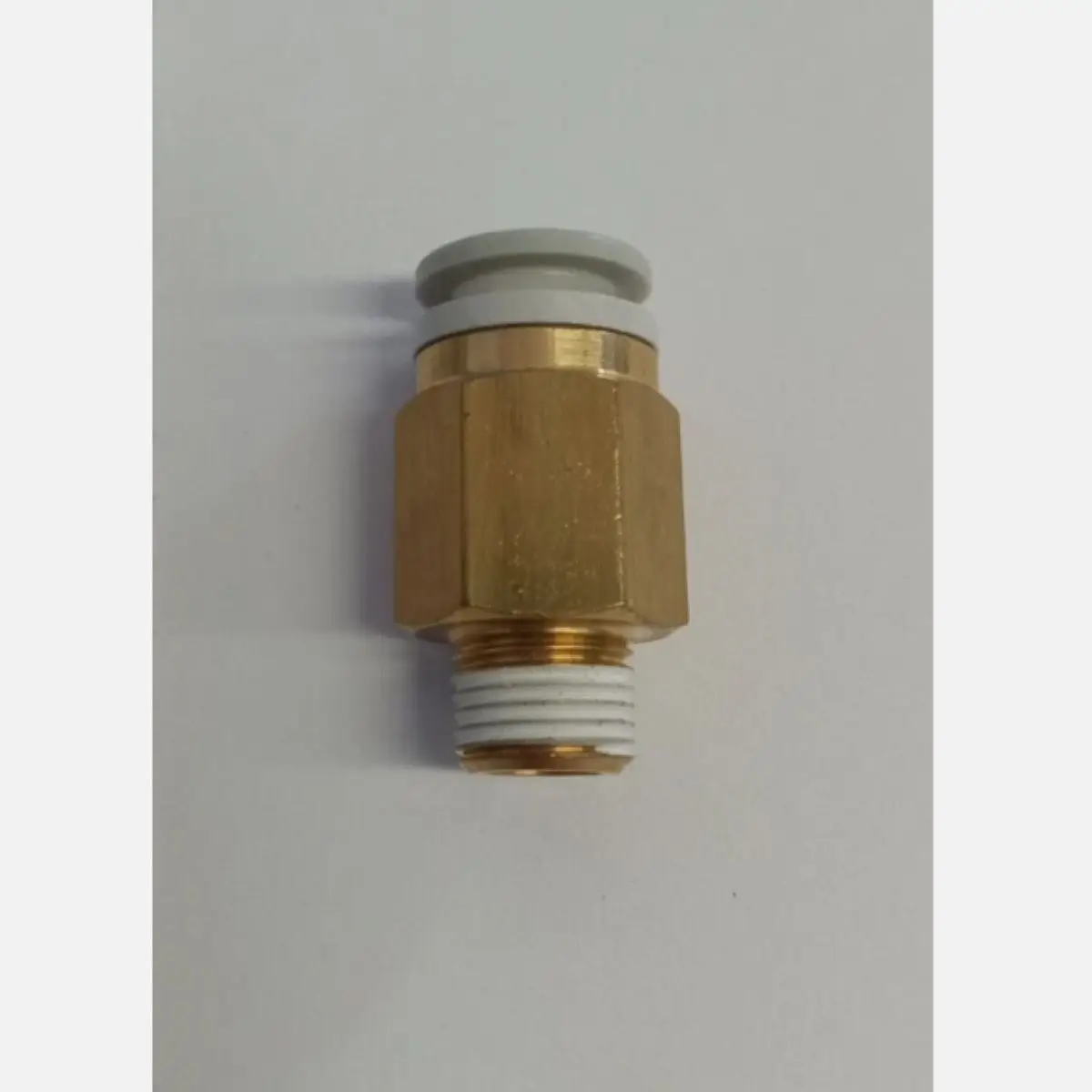 10 шт. KQ2H08-01AS 8 мм x 1/8 дюйма NPT двухтактный штекерный разъем
10 шт. KQ2H08-01AS 8 мм x 1/8 дюйма NPT двухтактный штекерный разъем