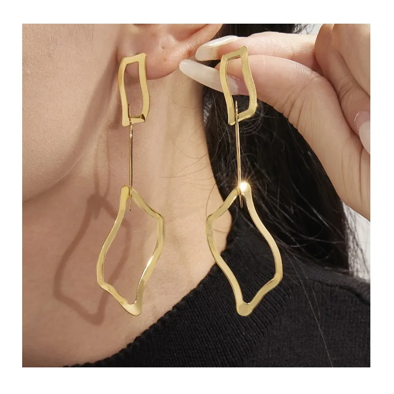 Seattle High-texture Irregular Four-sided Size Combination Earrings, Bracelets, Necklaces, Gold-plated Simple Jewelry.
Seattle High-texture Irregular Four-sided Size Combination Earrings, Bracelets, Necklaces, Gold-plated Simple Jewelry.