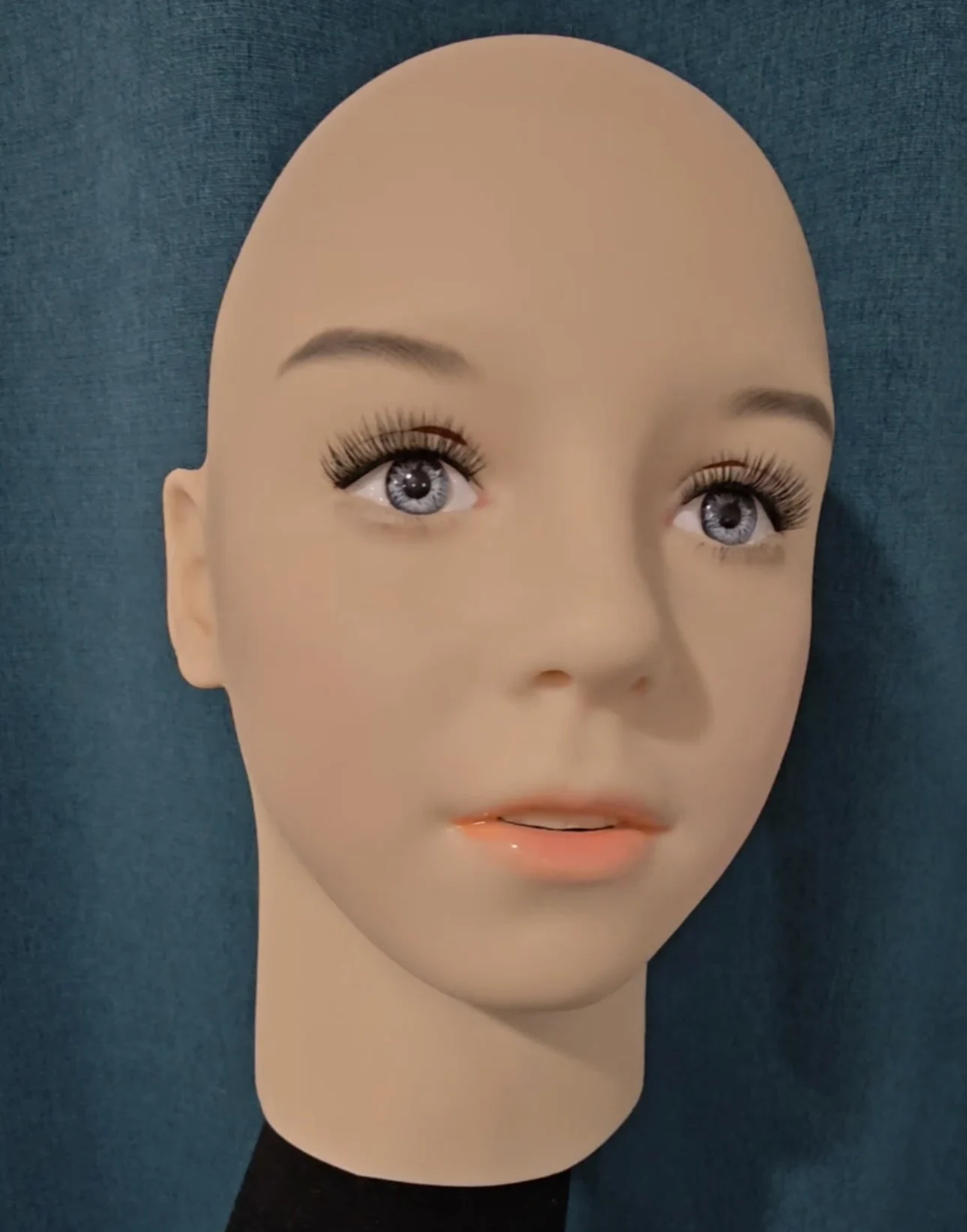 (Emily) Crossdressing Full Head Silicone Cosplay Kigurumi Male To Female Mask With Fake Eyes Transgender Drag Queen
(Emily) Crossdressing Full Head Silicone Cosplay Kigurumi Male To Female Mask With Fake Eyes Transgender Drag Queen