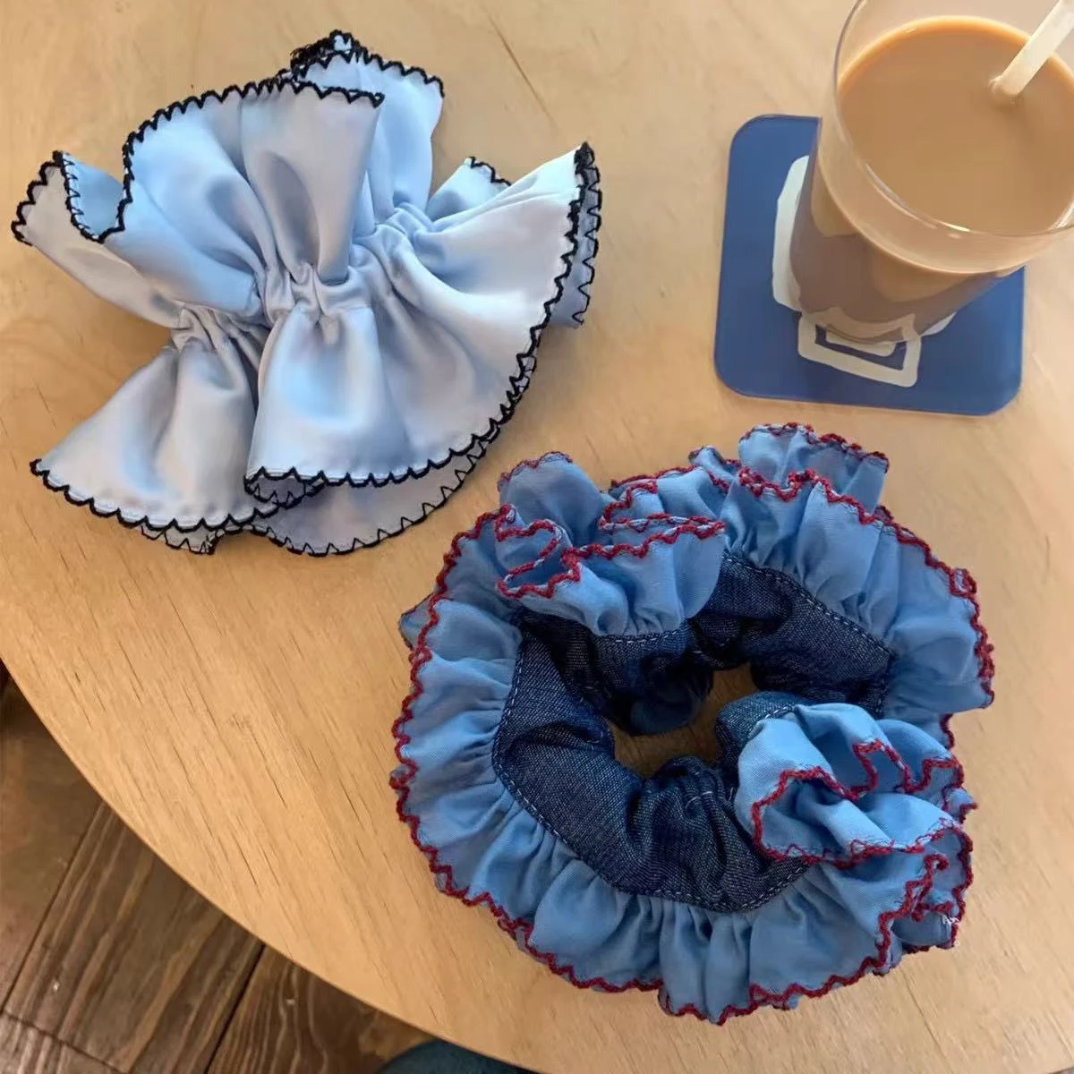 1pc dark blue double lace full three-dimensional large intestine hair ring, female Korean tie hair ball, hair rope head rope
1pc dark blue double lace full three-dimensional large intestine hair ring, female Korean tie hair ball, hair rope head rope