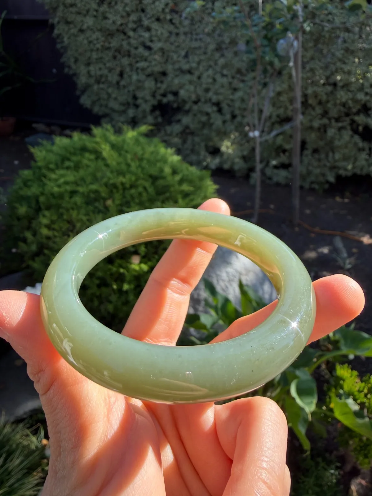 52-64mm High Grade Lake Green Nephrite Bangle Bracelet
52-64mm High Grade Lake Green Nephrite Bangle Bracelet