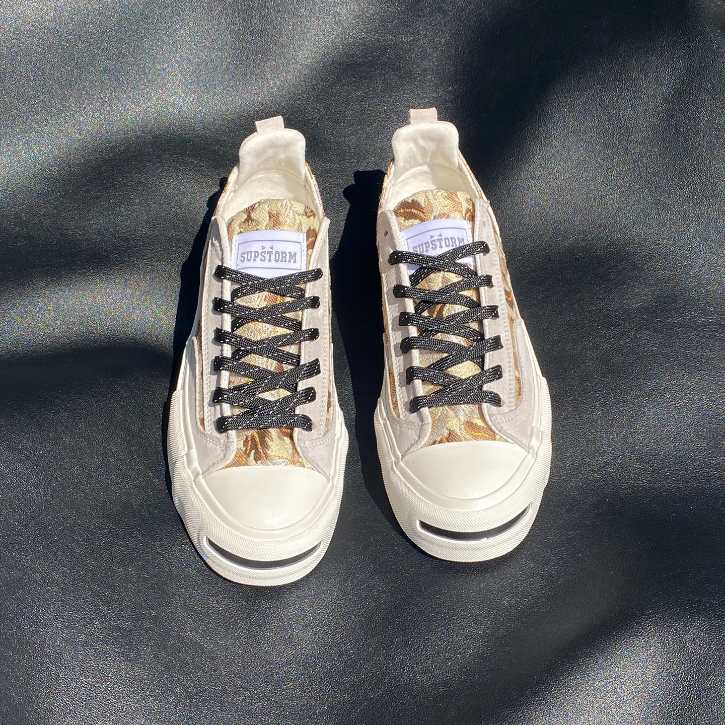 Khaki Embroidered Vulcanized Shoes That Can Be Worn in All Seasons, Large Size Shoes, Men's Low-Top Thick-Soled Canvas Shoes, Breathable Men's Shoes, Versatile Casual Sneakers
Khaki Embroidered Vulcanized Shoes That Can Be Worn in All Seasons, Large Size Shoes, Men's Low-Top Thick-Soled Canvas Shoes, Breathable Men's Shoes, Versatile Casual Sneakers