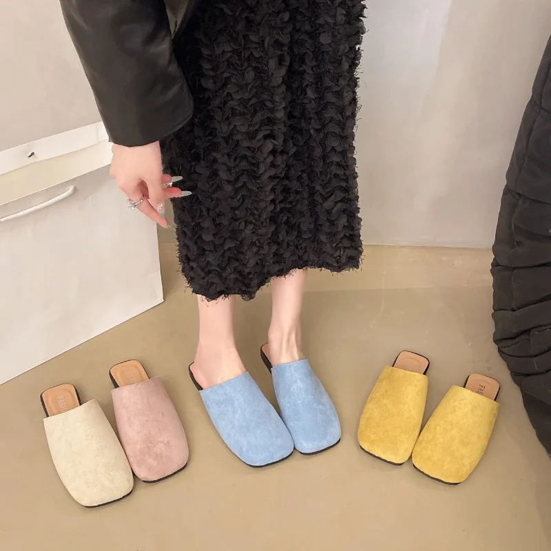 2025 Spring and Summer New Fashion Simple Korean Version of Baotou Half Slippers Women Wear A Lazy Slip-on Flat Muller Slippers
2025 Spring and Summer New Fashion Simple Korean Version of Baotou Half Slippers Women Wear A Lazy Slip-on Flat Muller Slippers