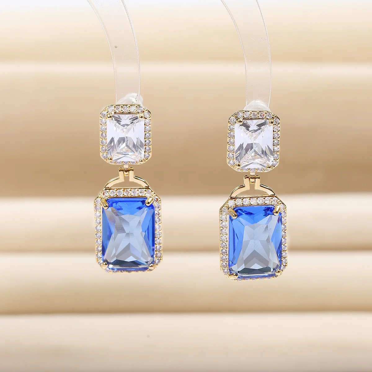 925 Silver Needle Blue & White Two-Tone Gemstone Drop Earrings, Gold-Tone Statement Jewelry for Women Party Daily Wear
925 Silver Needle Blue & White Two-Tone Gemstone Drop Earrings, Gold-Tone Statement Jewelry for Women Party Daily Wear