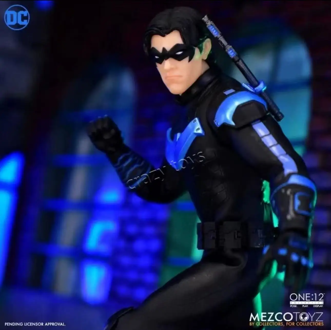 In Stock MEZCO Ant ONE:12 Batman Animated Nightwing Nightwing Action Figure Toy Collection Gift
In Stock MEZCO Ant ONE:12 Batman Animated Nightwing Nightwing Action Figure Toy Collection Gift
