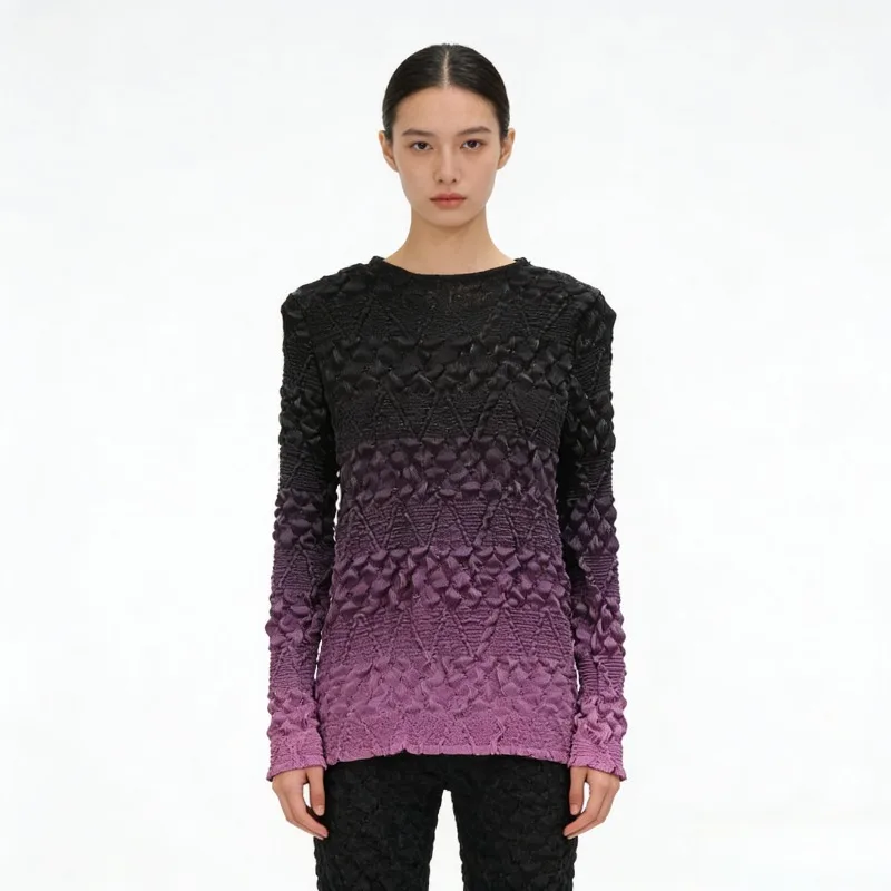 Плиссированная футболка Miyake с круглым вырезом, женская блузка с плиссировкой, весна 2026, новая, тонкая, градиентная, модная, повседневная, с длинным рукавом
Плиссированная футболка Miyake с круглым вырезом, женская блузка с плиссировкой, весна 2026, новая, тонкая, градиентная, модная, повседневная, с длинным рукавом