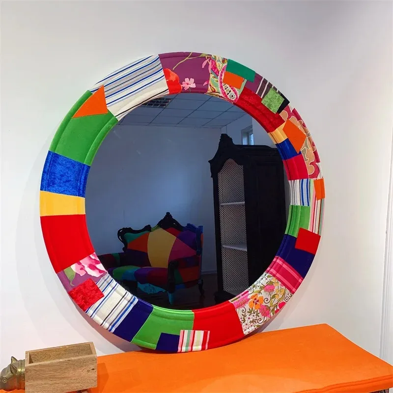 European-style colored round dressing mirror, wall-mounted porch cabinet mirror, store decoration princess dressing room
European-style colored round dressing mirror, wall-mounted porch cabinet mirror, store decoration princess dressing room