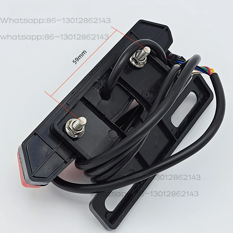 Фара и задний фонарь для электровелосипеда 36В/48В/60В с интегрированным переключателем, указателями поворота (левый/правый) и стоп-сигналом
Фара и задний фонарь для электровелосипеда 36В/48В/60В с интегрированным переключателем, указателями поворота (левый/правый) и стоп-сигналом