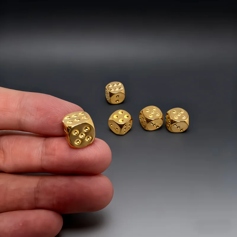 5Pcs Polished Solid Brass Dice Set Heavy‑Duty Copper Tabletop Game Dice Novelty Bar Game Decor Gift
5Pcs Polished Solid Brass Dice Set Heavy‑Duty Copper Tabletop Game Dice Novelty Bar Game Decor Gift