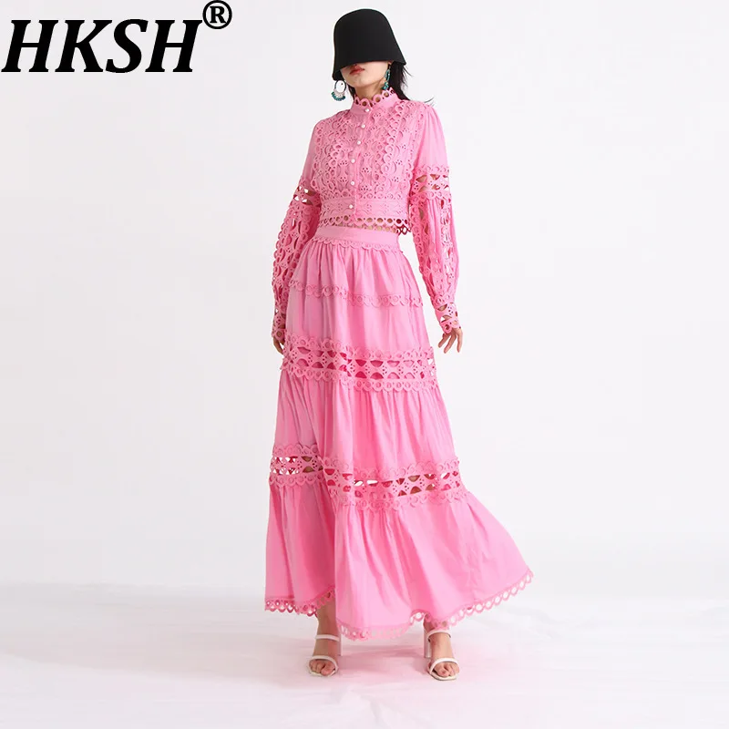 HKSH Women French Two-piece Set Hollow Out Single Breasted Long Sleeves Short Top Pleated A-line Skirt New Spring Summer HK20278
HKSH Women French Two-piece Set Hollow Out Single Breasted Long Sleeves Short Top Pleated A-line Skirt New Spring Summer HK20278