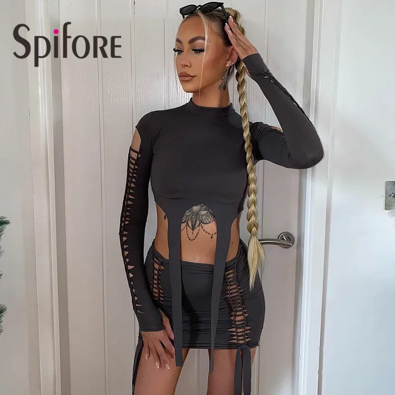 Spifore New Hollow Out Women Set For Party Club Outfits Long Sleeve O Neck Shirt Top Mini Skirts Fashion Matching Two Piece Suit
Spifore New Hollow Out Women Set For Party Club Outfits Long Sleeve O Neck Shirt Top Mini Skirts Fashion Matching Two Piece Suit