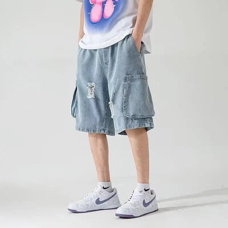 Men's Summer Ripped Jeans For Men Workwear Casual Stylish Loose Fitting Designer Denim Shorts
Men's Summer Ripped Jeans For Men Workwear Casual Stylish Loose Fitting Designer Denim Shorts
