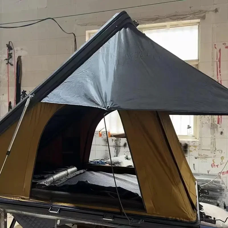 High Quality Aluminium Triangle Hard Shell Roof Top Tent For 4X4 SUV Camping
High Quality Aluminium Triangle Hard Shell Roof Top Tent For 4X4 SUV Camping