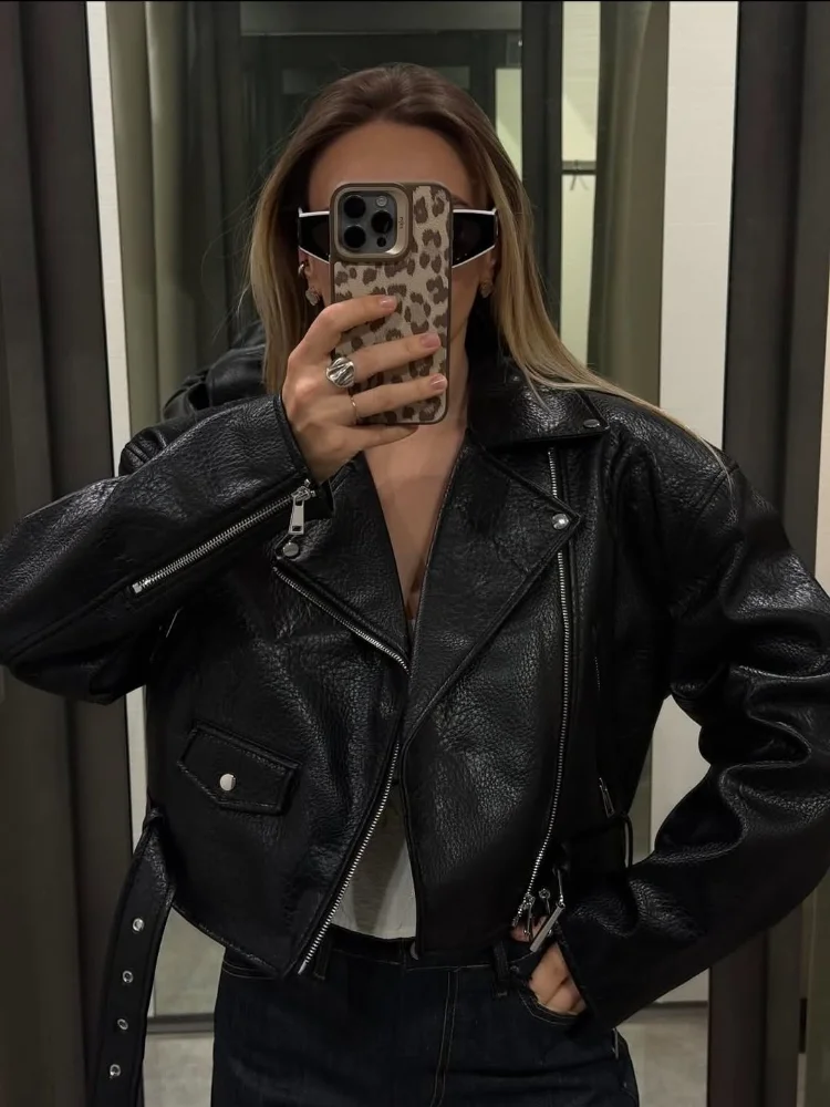 Women Belted Lapel Asymmetric Collar Jackets Black Casual Zip Cropped Length Textured Faux Leather Coats 2026 Biker Streetwear
Women Belted Lapel Asymmetric Collar Jackets Black Casual Zip Cropped Length Textured Faux Leather Coats 2026 Biker Streetwear