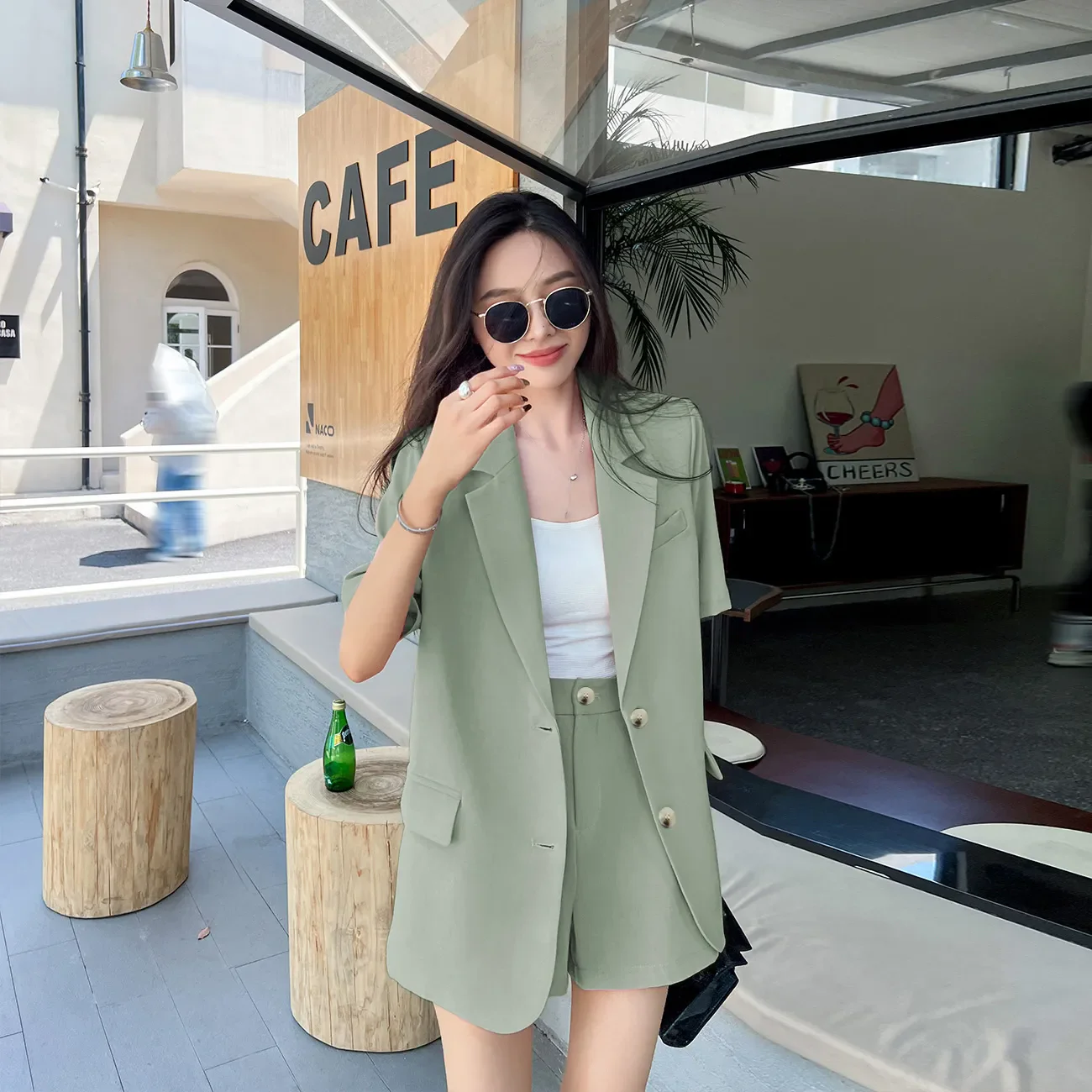 Women's Summer Blazers Set 2025 New Fashion Loose Thin Suit Coat Shorts Two Piece Korean Elegant Casual Pants Matching Sets
Women's Summer Blazers Set 2025 New Fashion Loose Thin Suit Coat Shorts Two Piece Korean Elegant Casual Pants Matching Sets