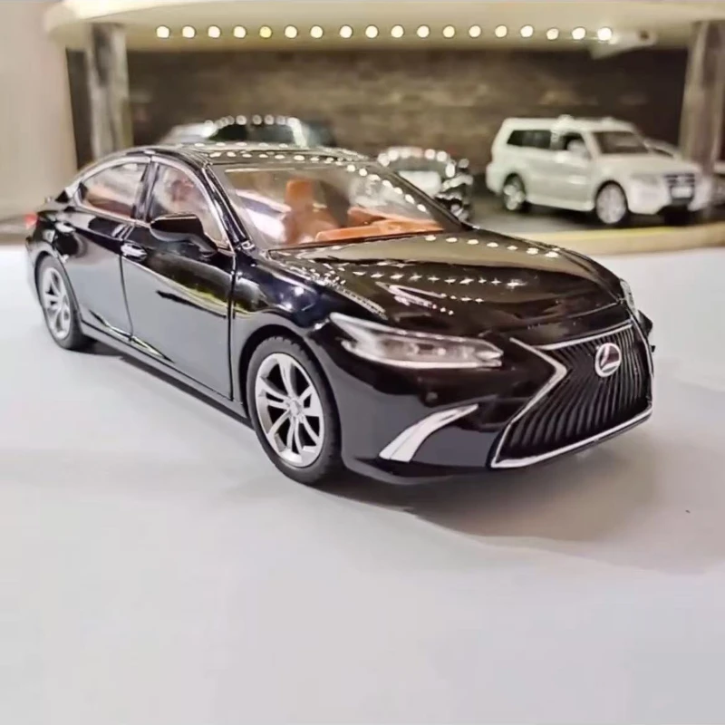 1:24 Scale Diecast Car Toyota TNGA Lexus Es300 Metal Model With Light And Sound Pull Back Toys Collection For Boys Gifts
1:24 Scale Diecast Car Toyota TNGA Lexus Es300 Metal Model With Light And Sound Pull Back Toys Collection For Boys Gifts