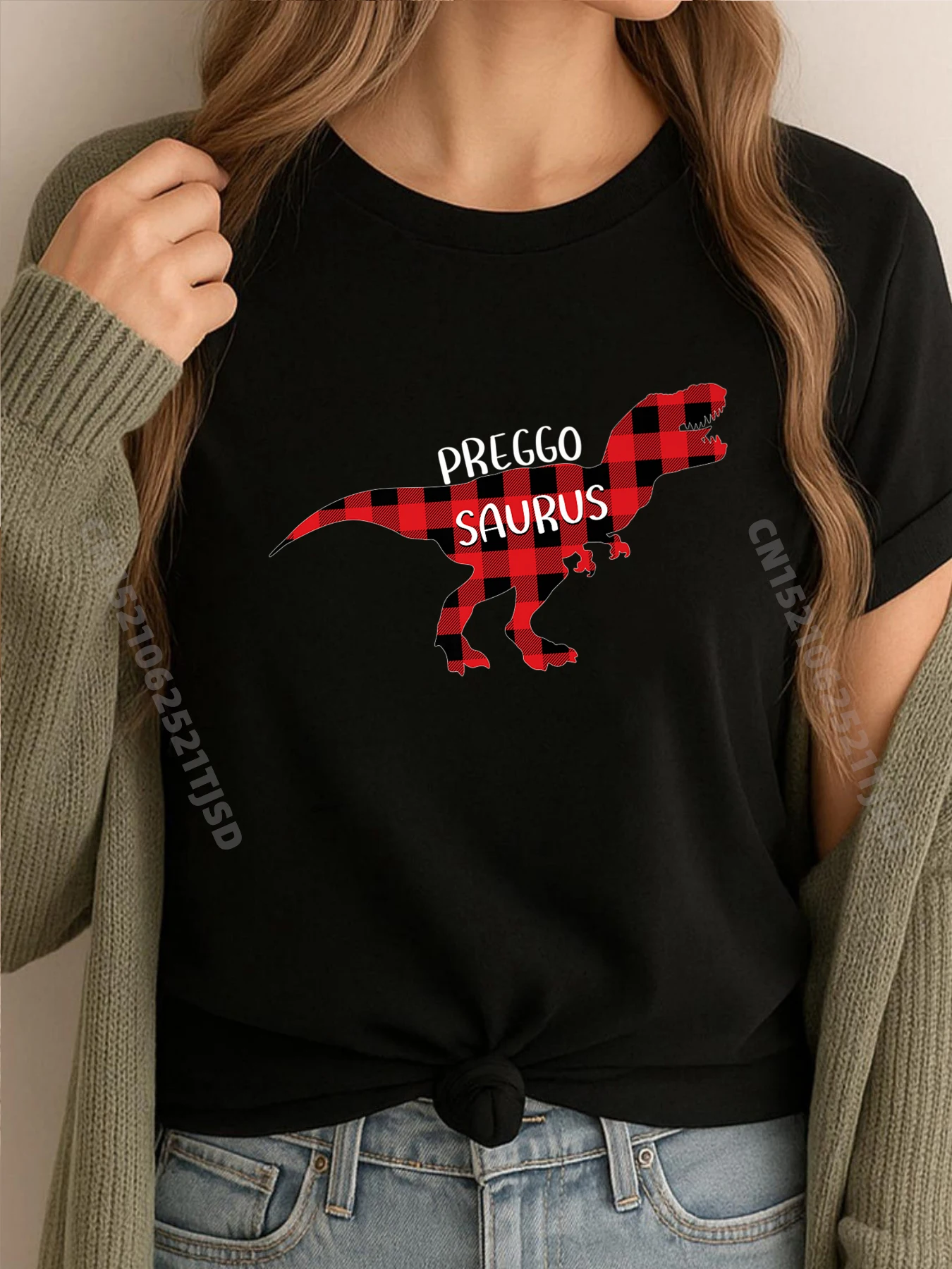 Динозавры Preggo Saurus, объявление о беременности, рождественская роскошная футболка, женская футболка высокого качества, забавные подарки 
Динозавры Preggo Saurus, объявление о беременности, рождественская роскошная футболка, женская футболка высокого качества, забавные подарки