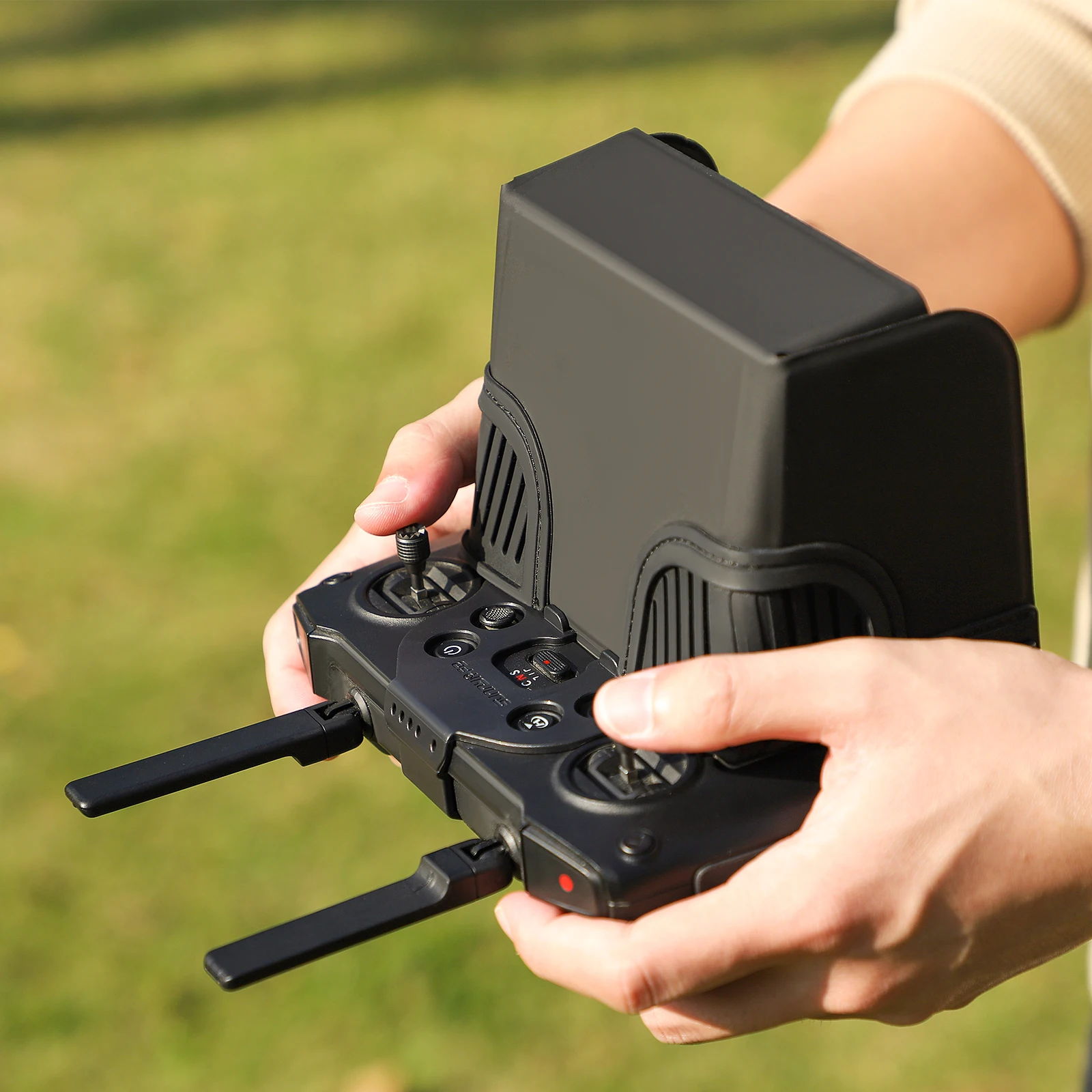 For DJI Mavic 3 Remote Control Shade For DJI RC Pro Sunshade Removable Easy To Store Soft Silicone Edging Practical And Durable
For DJI Mavic 3 Remote Control Shade For DJI RC Pro Sunshade Removable Easy To Store Soft Silicone Edging Practical And Durable