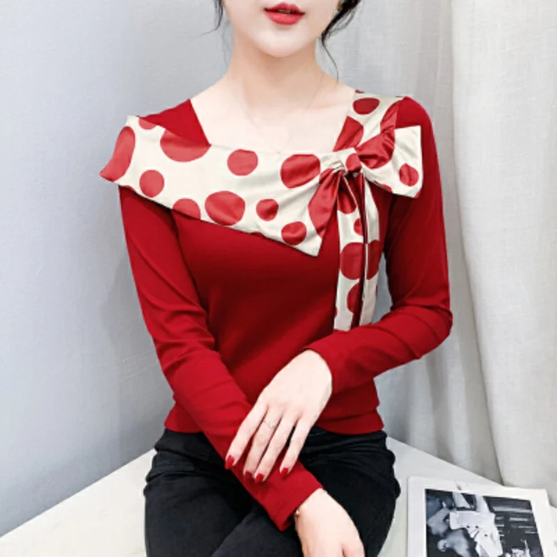 Women's Korean Slim Long Sleeve Top High-End Contrasting Color Splicing Ribbon Dot Bow T-shirt Ladies Square Neck Cotton Tees
Women's Korean Slim Long Sleeve Top High-End Contrasting Color Splicing Ribbon Dot Bow T-shirt Ladies Square Neck Cotton Tees