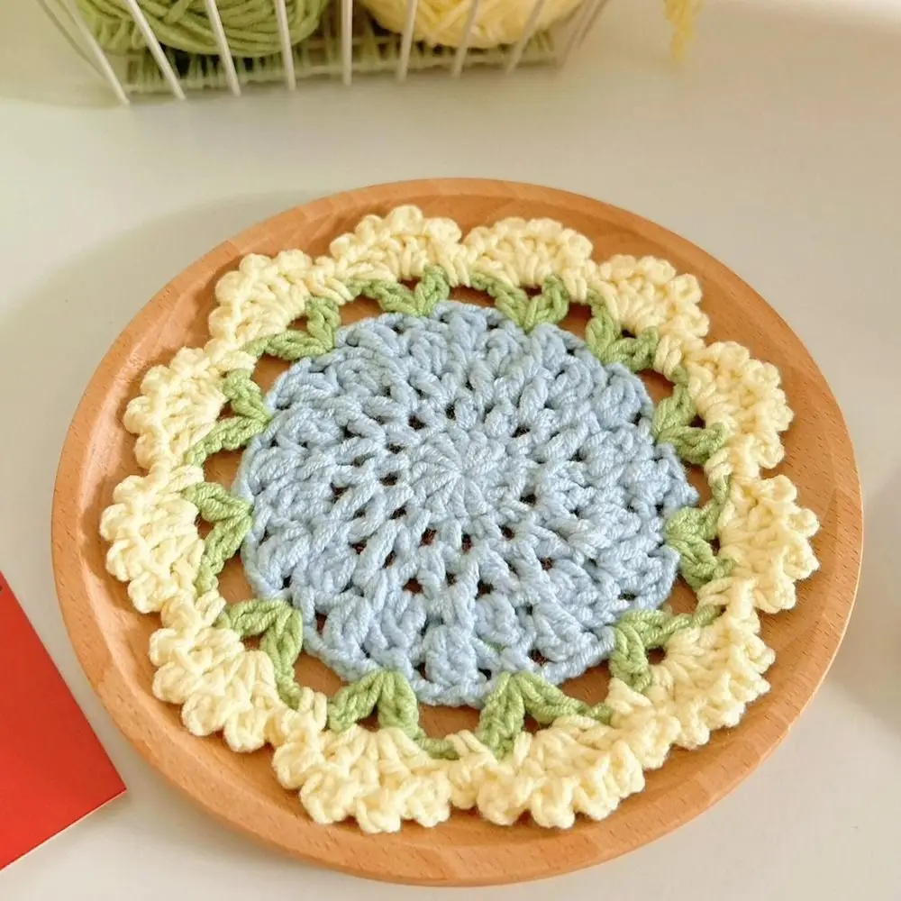 Hand-knitted Crochet Floral Coasters Round Fashion Insulation Pads DIY Craft Reusable Flower Platemat Home Dining Table Decor
Hand-knitted Crochet Floral Coasters Round Fashion Insulation Pads DIY Craft Reusable Flower Platemat Home Dining Table Decor