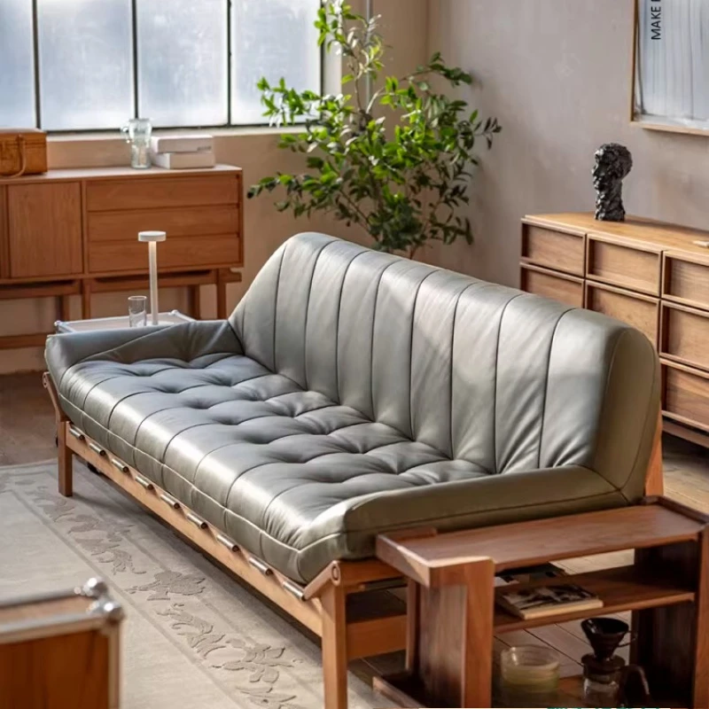 The first layer of cowhide solid wood frame retro high-end casual light luxury leather sofa
The first layer of cowhide solid wood frame retro high-end casual light luxury leather sofa