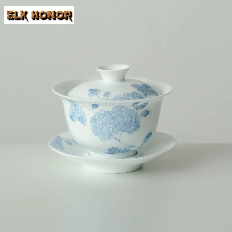 150ml Hand Drawn Blue Lotus Charm Gaiwan Handmade Tea Tureen Tea Bowl with Lid Kit Tea Making Cover Bowl Teaware Supplies Gift
150ml Hand Drawn Blue Lotus Charm Gaiwan Handmade Tea Tureen Tea Bowl with Lid Kit Tea Making Cover Bowl Teaware Supplies Gift