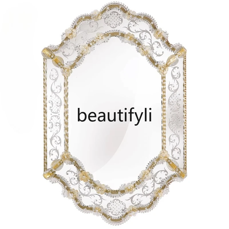 Modern simple silver-white personalized comb table table heart-shaped arched decorative makeup mirror
Modern simple silver-white personalized comb table table heart-shaped arched decorative makeup mirror