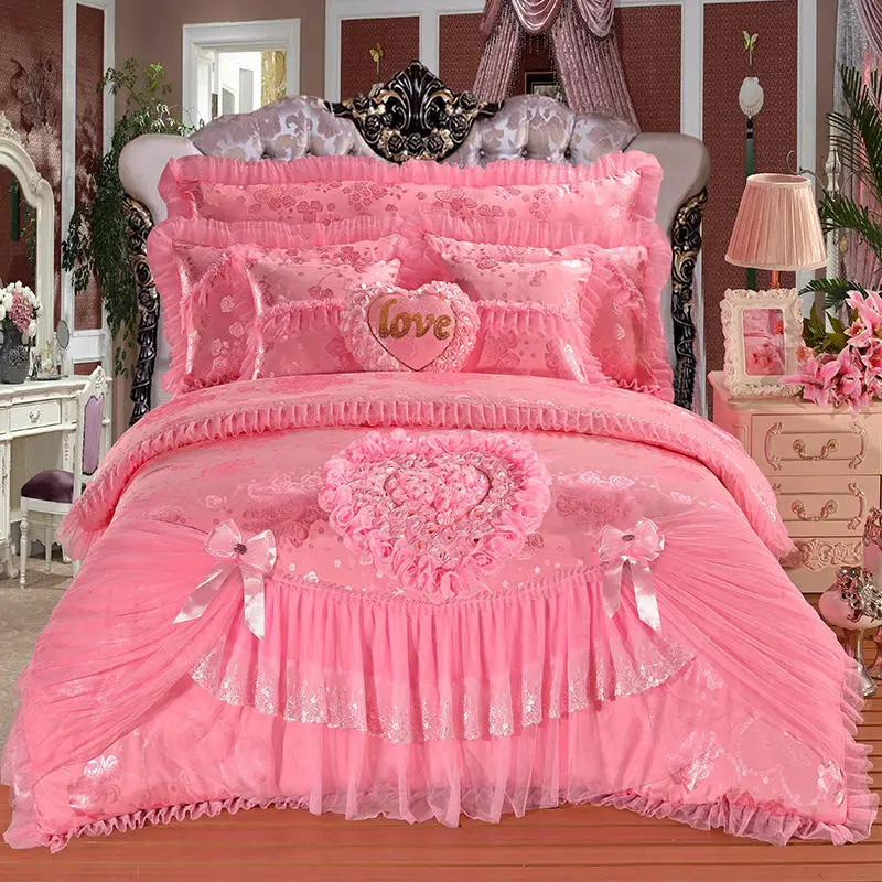 Heart-shaped Lace Princess Wedding Bedding Set Luxury Pink Jacquard Satin Quilt/Duvet Cover Sets Cotton Bed Sheet Pillowcases
Heart-shaped Lace Princess Wedding Bedding Set Luxury Pink Jacquard Satin Quilt/Duvet Cover Sets Cotton Bed Sheet Pillowcases