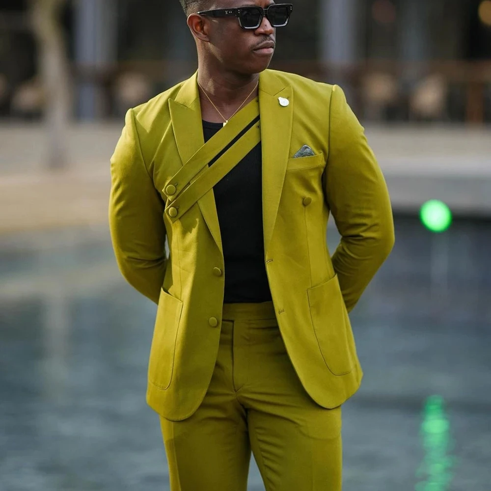 Новое поступление, мужские костюмы, комплекты из 2-х предметов, куртка и брюки, однобортный однобортный костюм с двойным поясом и остроконечными лацканами для выпускного вечера, Terno, мужская одежда на заказ
Новое поступление, мужские костюмы, комплекты из 2-х предметов, куртка и брюки, однобортный однобортный костюм с двойным поясом и остроконечными лацканами для выпускного вечера, Terno, мужская одежда на заказ