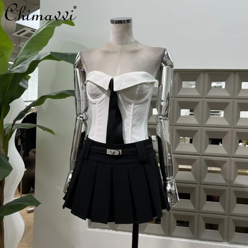 2025 Summer New British Classic Sexy Slim Tube Top Tie Top with Pleated Skirt Suit For Women
2025 Summer New British Classic Sexy Slim Tube Top Tie Top with Pleated Skirt Suit For Women