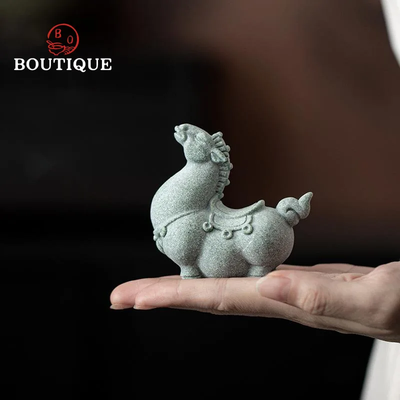 Зеленый песчаник, чайный питомец, фигурка счастливой лошади для чайной церемонии, фигурки Исин, глиняные китайские чайные сервизы, аксессуары
Зеленый песчаник, чайный питомец, фигурка счастливой лошади для чайной церемонии, фигурки Исин, глиняные китайские чайные сервизы, аксессуары