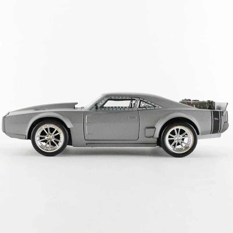 Dom's Ice Charger Alloy Car Fast & Furious JADA 1:24 Литье под давлением и игрушечный транспорт Модель автомобиля Миниатюрная масштабная модель автомобиля для детей
Dom's Ice Charger Alloy Car Fast & Furious JADA 1:24 Литье под давлением и игрушечный транспорт Модель автомобиля Миниатюрная масштабная модель автомобиля для детей
