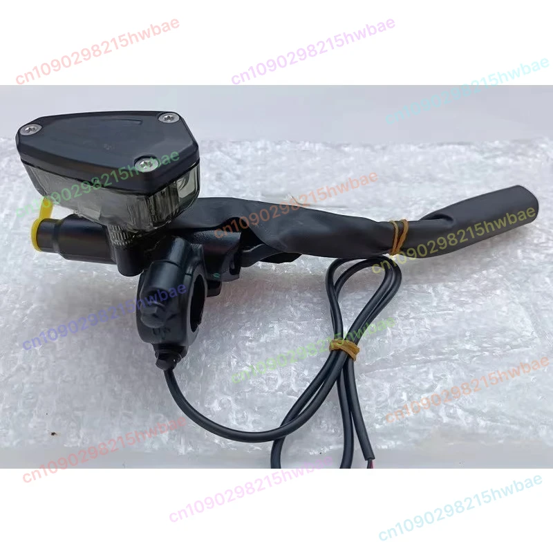 Подходит для скутера Super SOCO TS, аксессуары, тормозной рычаг, левый и правый тормозной верхний насос 
Подходит для скутера Super SOCO TS, аксессуары, тормозной рычаг, левый и правый тормозной верхний насос