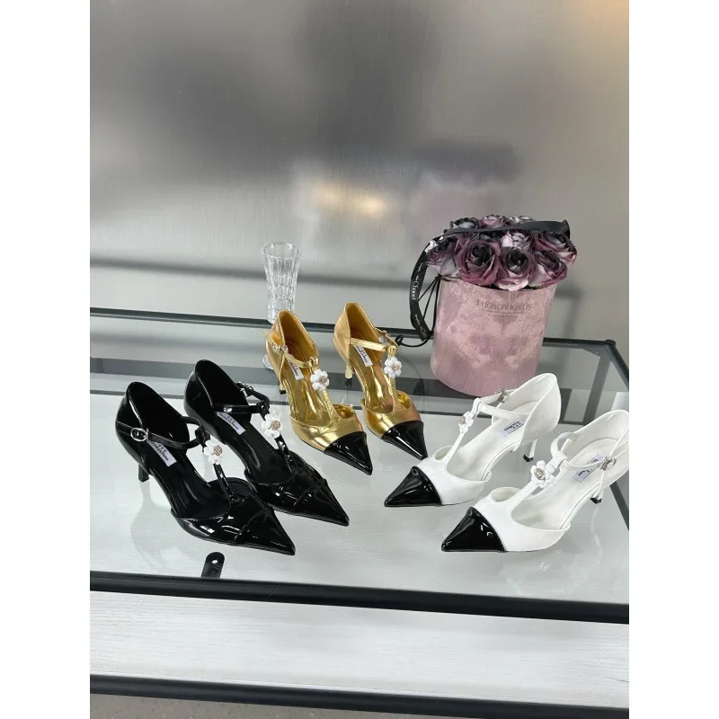 2024 New Fashion Sharp Flower Thin Heel Women's Shoes High Heel Sandals Hollow Flower Women Sandals Heels
2024 New Fashion Sharp Flower Thin Heel Women's Shoes High Heel Sandals Hollow Flower Women Sandals Heels