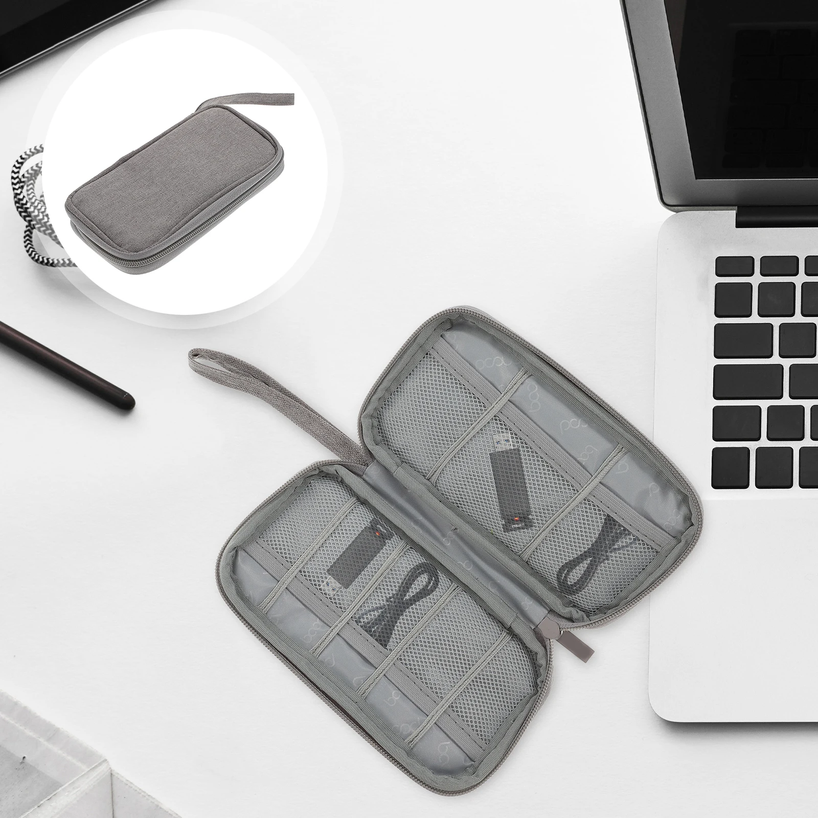 Oxford Cloth USB Storage Case Durable Travel Electronics ganizer Bag Flash Drive Bag Protective Dust Proof Portable Container
Oxford Cloth USB Storage Case Durable Travel Electronics ganizer Bag Flash Drive Bag Protective Dust Proof Portable Container