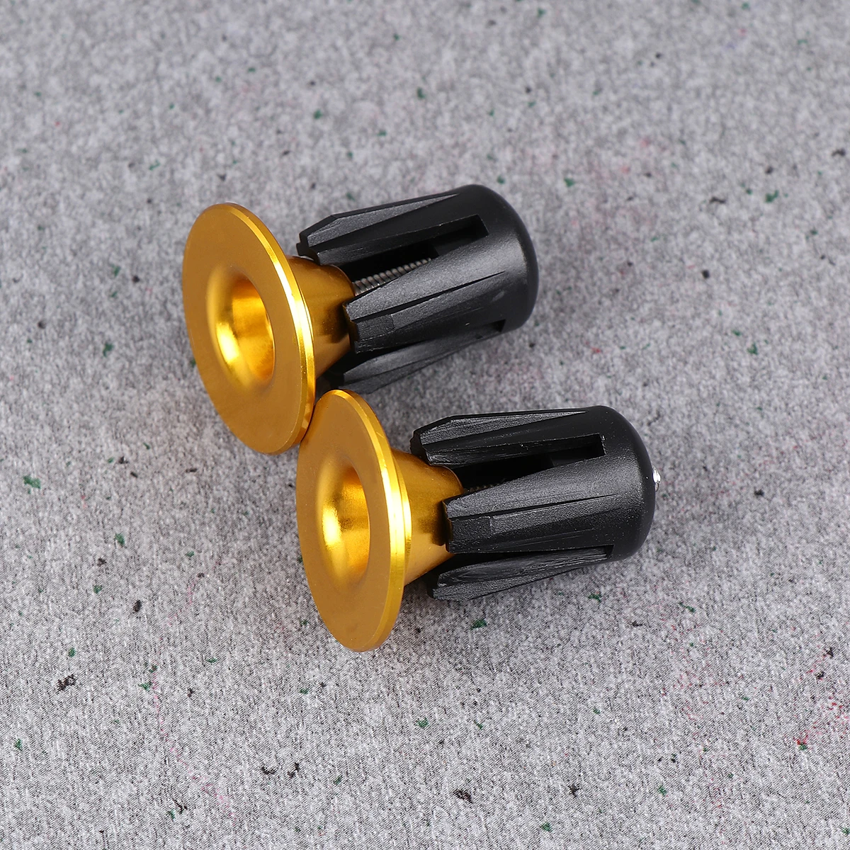 Bike Handlebar End Plug for 22~24mm Durable Material Easy Install Suitable Mountain Road Folding Bikes Handle Plug Cap
Bike Handlebar End Plug for 22~24mm Durable Material Easy Install Suitable Mountain Road Folding Bikes Handle Plug Cap