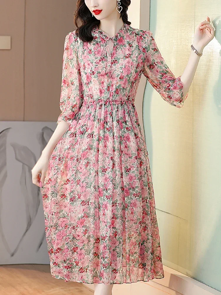Women Pink Floral Silk Bow Collar Midi Dress 2024 Korean Vintage Elegant Party Vestidos Prom Summer Korean Bodycon Evening Dress
Women Pink Floral Silk Bow Collar Midi Dress 2024 Korean Vintage Elegant Party Vestidos Prom Summer Korean Bodycon Evening Dress