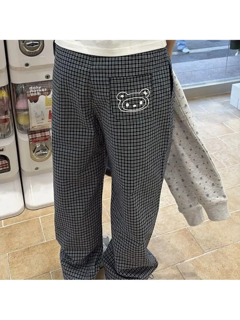 Bear Print Plaid Straight Leg Pants Women's Long Trousers Spring 2026 New Style Casual Comfortable Polyester Fiber
Bear Print Plaid Straight Leg Pants Women's Long Trousers Spring 2026 New Style Casual Comfortable Polyester Fiber