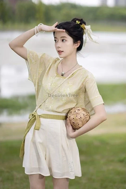 2025 new chinese retro improved tang dynasty style short sleeve round collar shirts shorts 2 piece hanfu set summer daily hanfu
2025 new chinese retro improved tang dynasty style short sleeve round collar shirts shorts 2 piece hanfu set summer daily hanfu