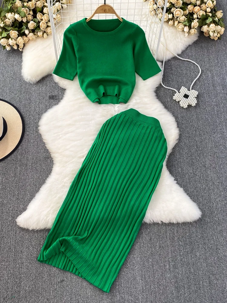 Faionable ort Sve round Ne Slim Fit вязаный топ и юбка-миди с высокой талией для летнего наряда молодых женщин
Faionable ort Sve round Ne Slim Fit вязаный топ и юбка-миди с высокой талией для летнего наряда молодых женщин