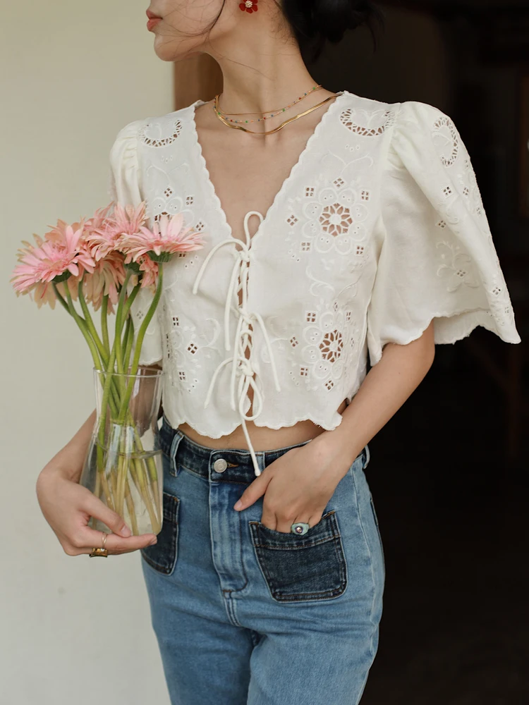 Otherbela ort Heavy Embroidery Lace Bubble Sve V-Ne Floral Hollow out Belted Top Commute Sle Cotton Blend Summer T-S...
Otherbela ort Heavy Embroidery Lace Bubble Sve V-Ne Floral Hollow out Belted Top Commute Sle Cotton Blend Summer T-S...