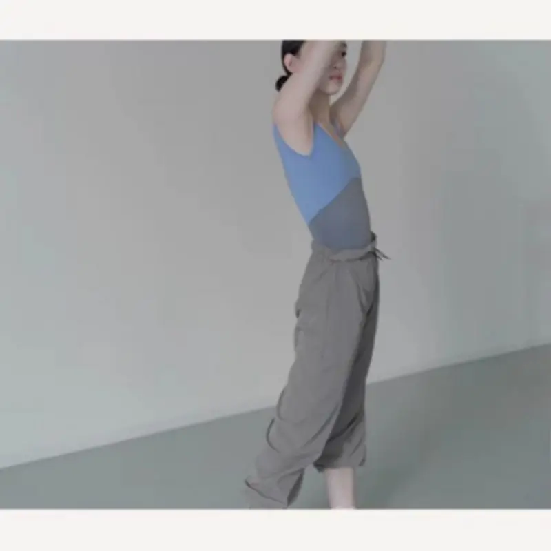 2024 autumn and winter new ballet dance comfortable straight yoga somatosensory sports with elastic leg trousers
2024 autumn and winter new ballet dance comfortable straight yoga somatosensory sports with elastic leg trousers